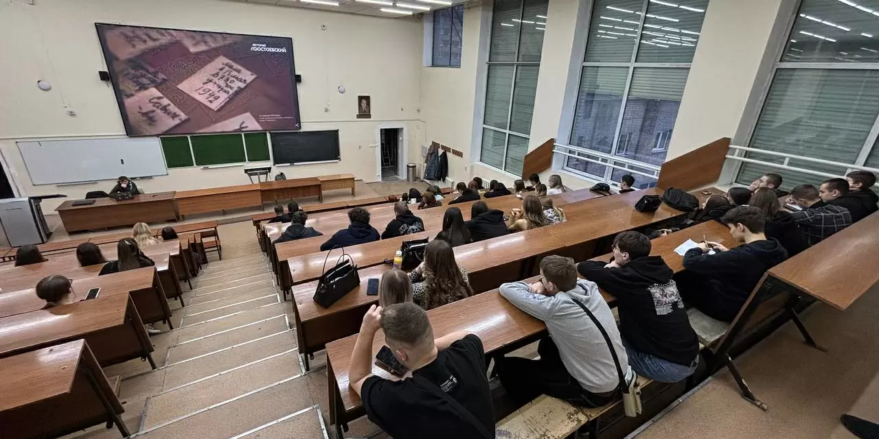 В ВВГУ прошел кинопоказ, посвященный снятию блокады Ленинграда